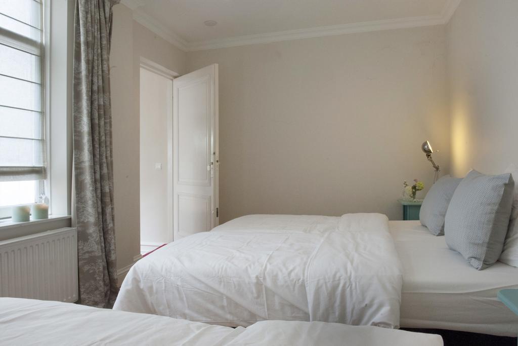 Canal Studio Apartment Амстердам Стая снимка
