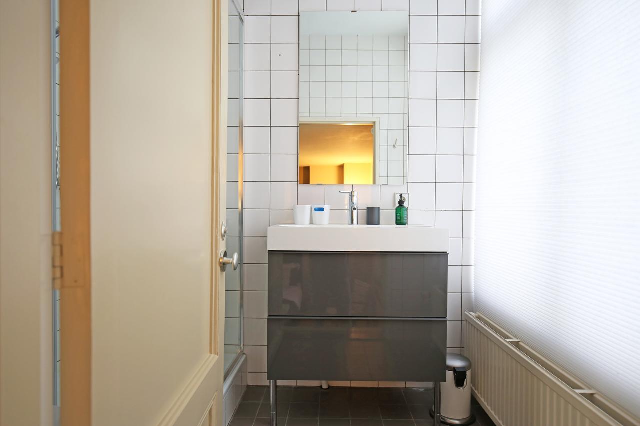 Canal Studio Apartment Амстердам Екстериор снимка